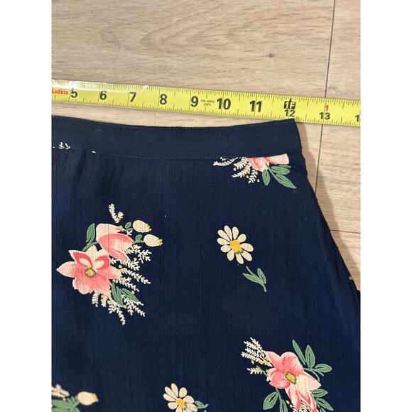 Free People XS Mini Skirt Floral Print Deep Blue  Excellent Condition - Picture 4 of 7